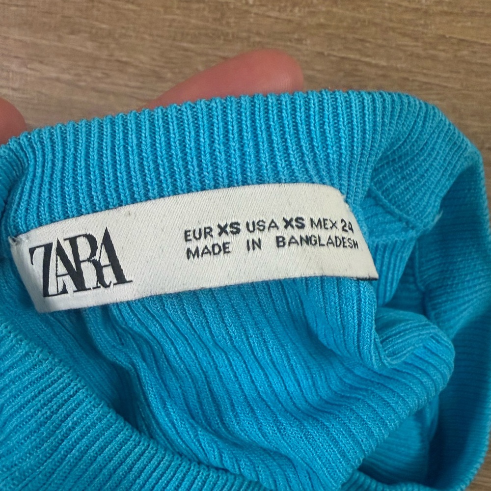 Zara Blue Ribbed Tank Top - Picture 3 of 3